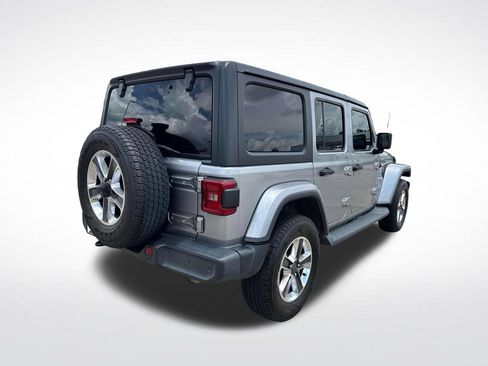 Used 2019 Jeep Wrangler Unlimited Sahara w/ Safety Group AWD/4WD image 10