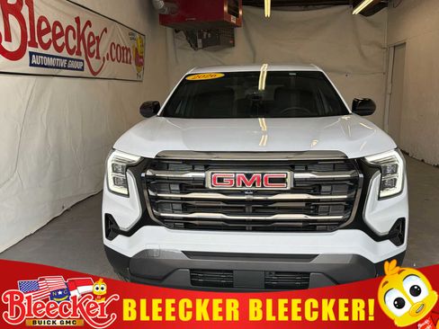 Used 2026 GMC Terrain Elevation FWD image 1