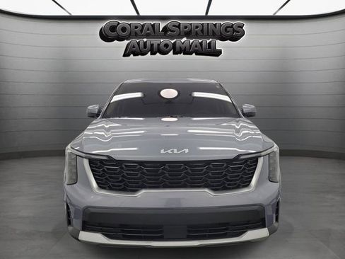 Certified 2024 Kia Sorento LX FWD image 2