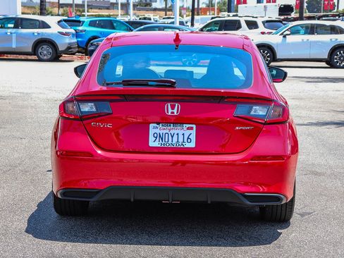 Certified 2024 Honda Civic Sport image 12