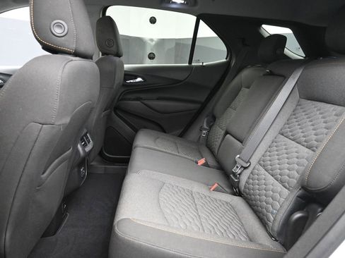 Used 2020 Chevrolet Equinox LT image 11