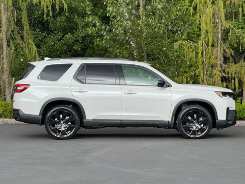 New 2026 Honda Pilot Black Edition image 35
