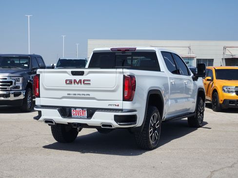 Used 2024 GMC Sierra 1500 AT4 w/ Technology Package AWD/4WD image 7