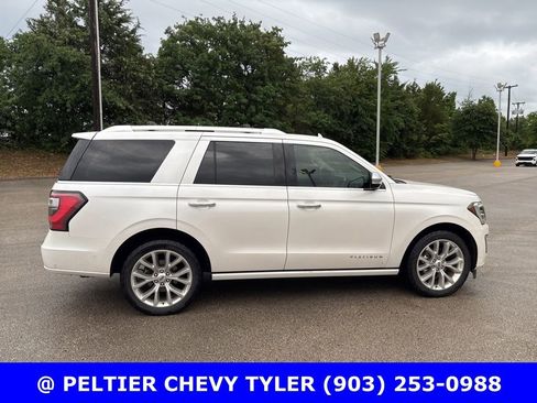 Used 2019 Ford Expedition Platinum AWD/4WD image 8