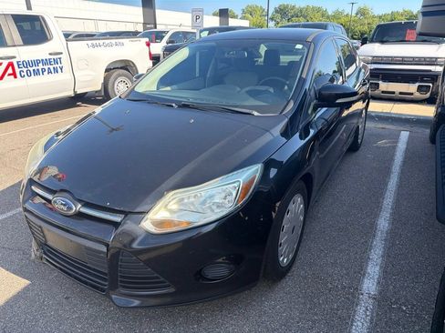 Used 2014 Ford Focus SE FWD image 11