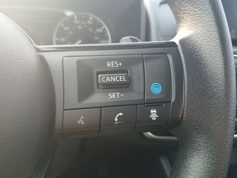 Used 2023 Nissan Rogue SV AWD/4WD image 24