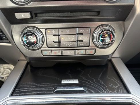 Used 2018 Ford F350 Platinum w/ Platinum Ultimate Package image 18