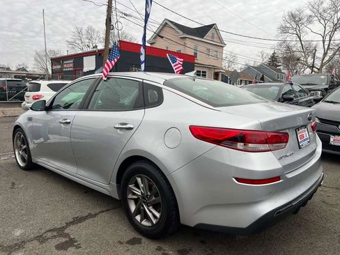 Used 2020 Kia Optima LX image 7