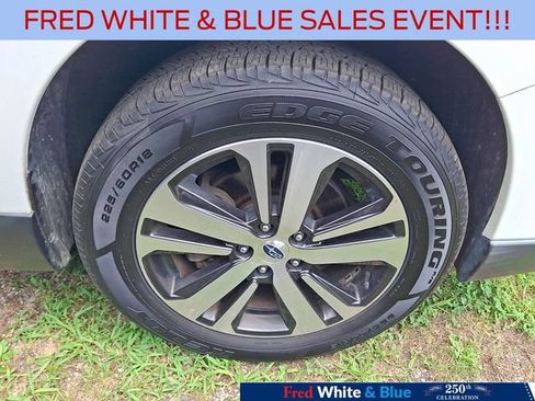 Used 2018 Subaru Outback 2.5i Limited AWD/4WD image 10