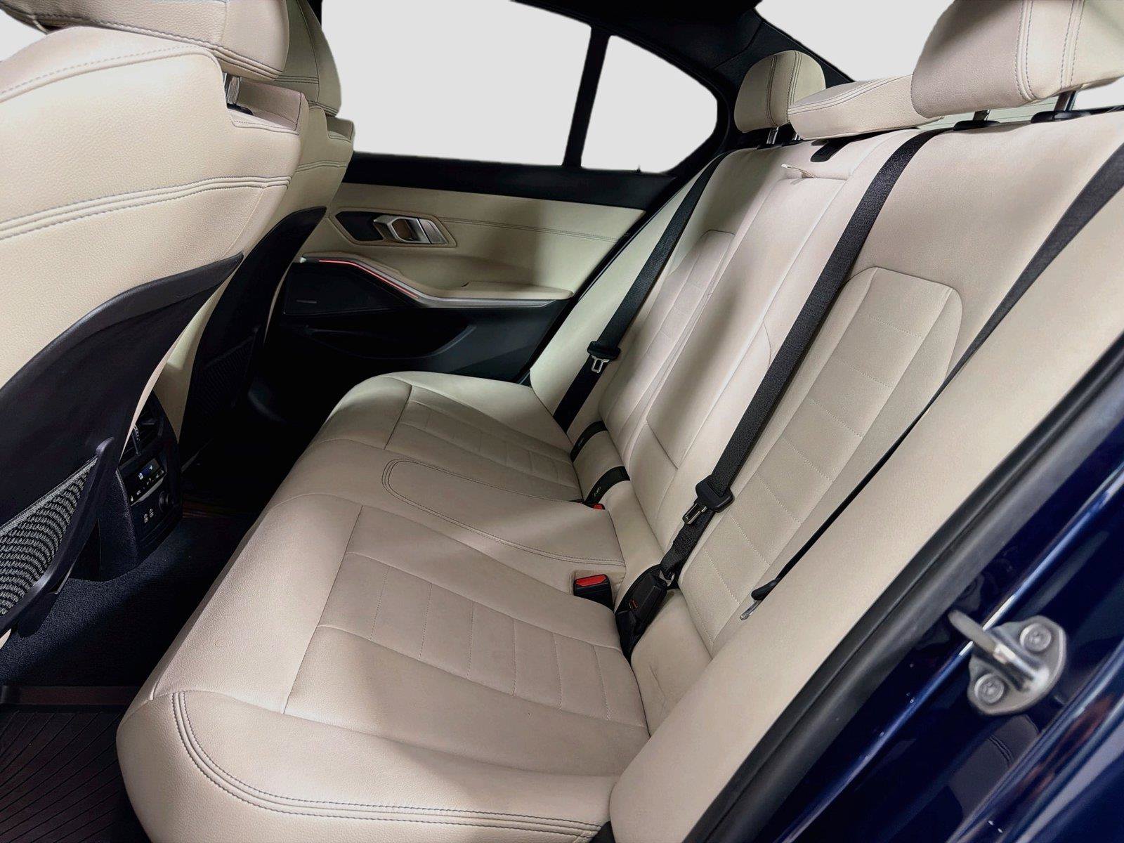 Used 2020 BMW 330i xDrive Sedan w/ Premium Package AWD/4WD image 26