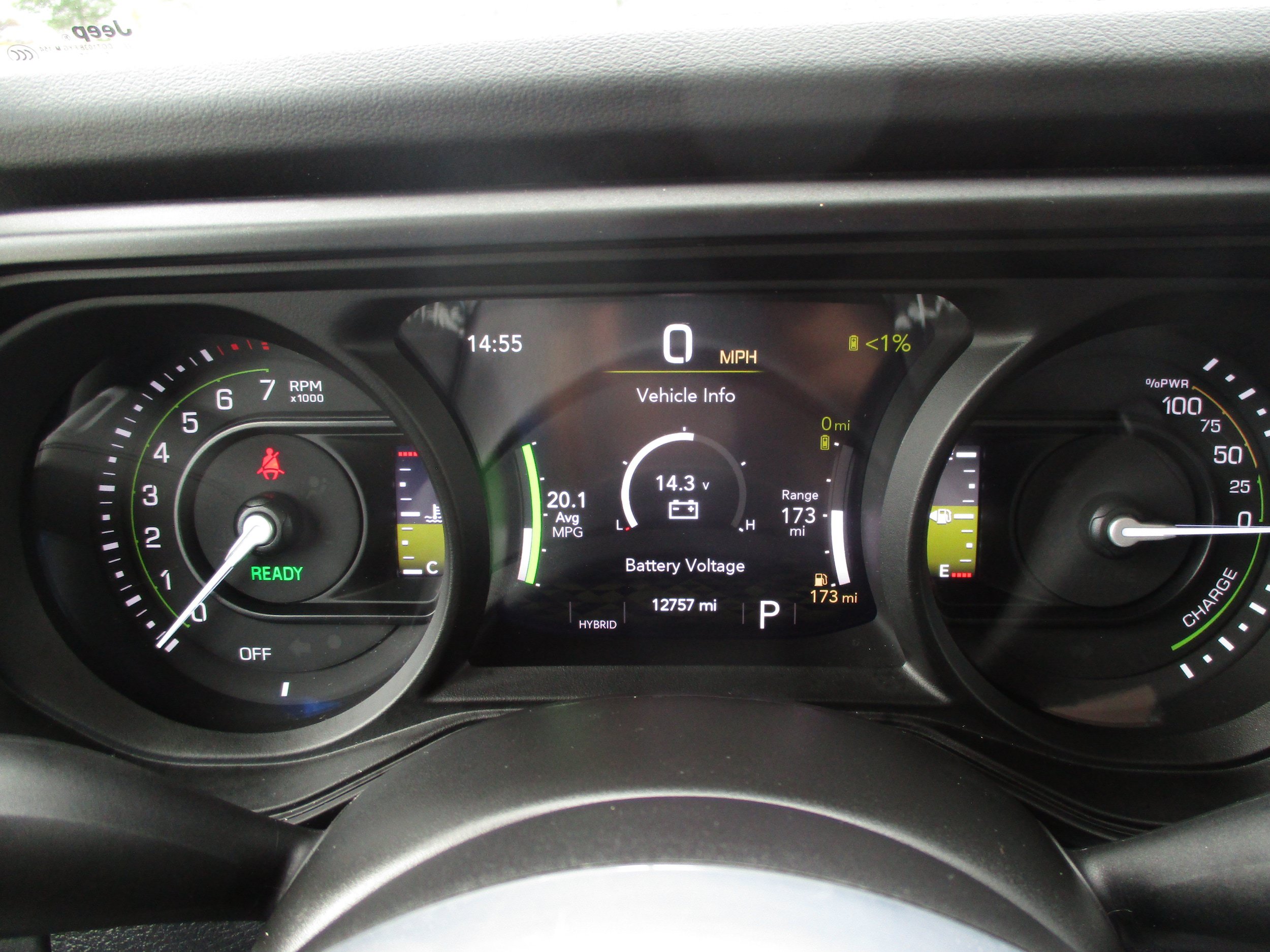 Used 2025 Jeep Wrangler Unlimited Sahara AWD/4WD image 19
