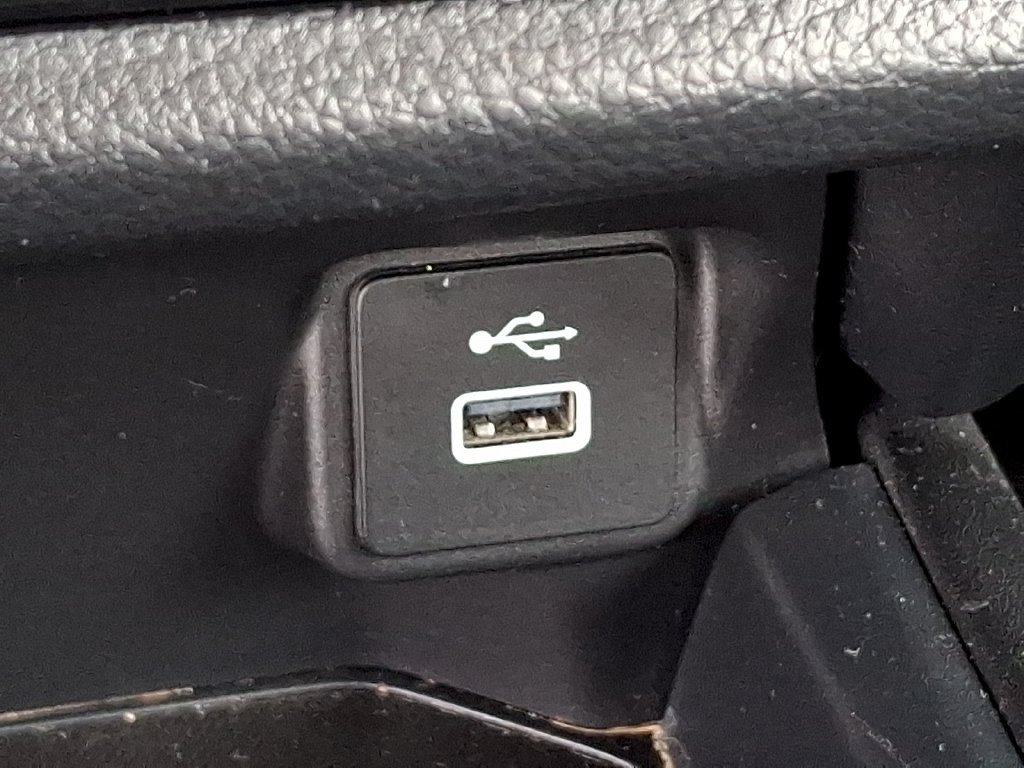 Used 2025 Honda HR-V LX image 27