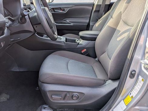 Certified 2025 Toyota RAV4 XLE image 16