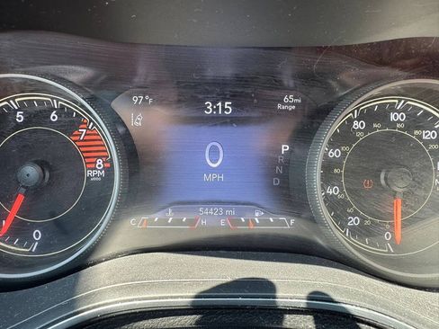Used 2021 Jeep Cherokee Limited w/ Mopar Interior Package AWD/4WD image 9