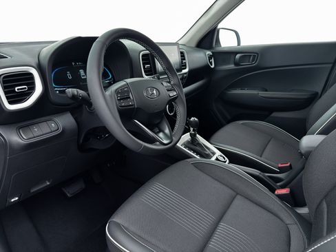 New 2026 Hyundai Venue SEL FWD image 33