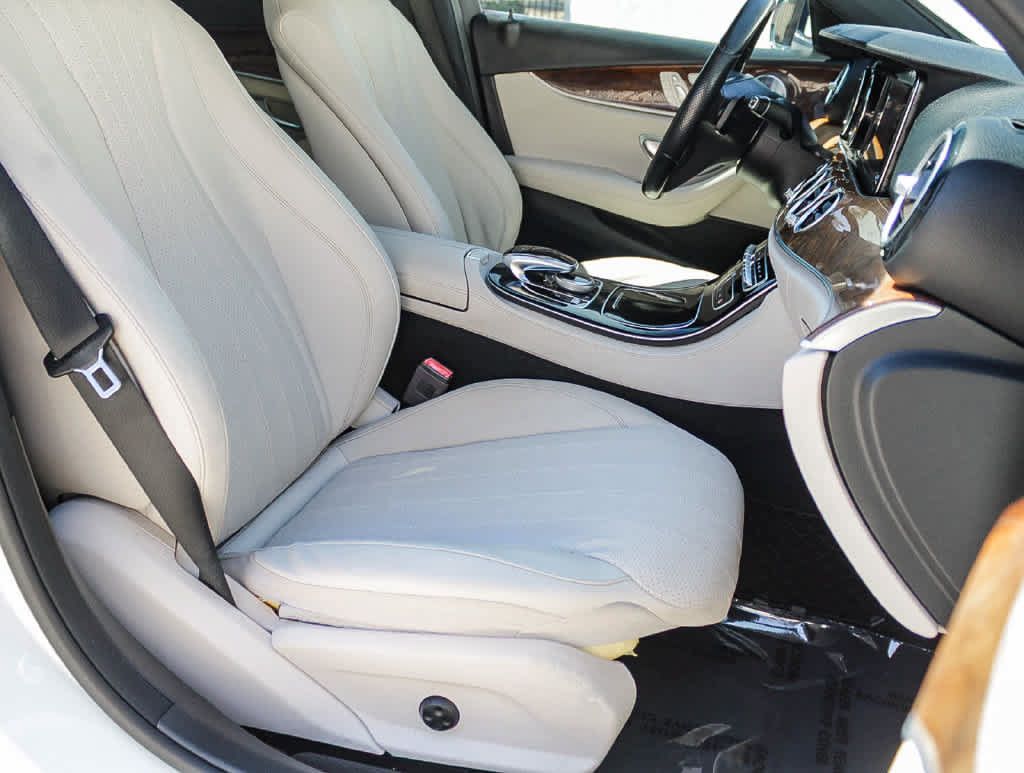 Used 2018 Mercedes-Benz E 300 image 17
