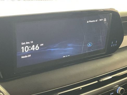 Used 2024 Hyundai Palisade Calligraphy image 16