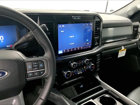 New 2026 Ford F250 Lariat w/ Black Appearance Package AWD/4WD image 5