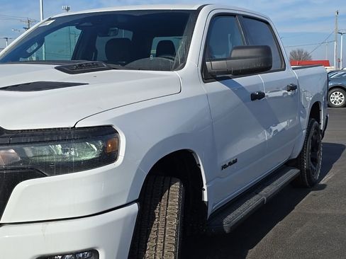 New 2026 RAM 1500 Express AWD/4WD image 60