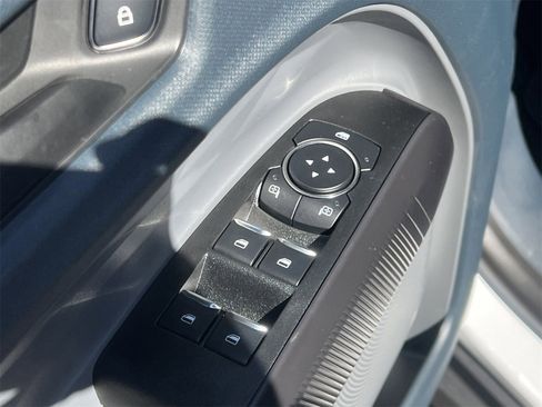 New 2025 Ford Maverick XL w/ 4K Tow Package image 17