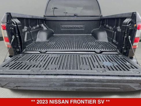 Used 2023 Nissan Frontier SV w/ Technology Package RWD image 31