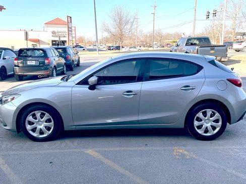Used 2015 MAZDA MAZDA3 i Sport image 3