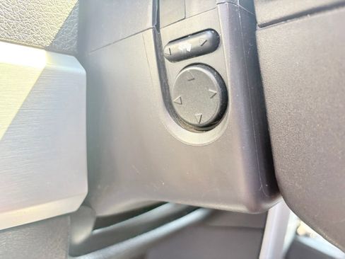 Used 2014 Ford F150 Platinum AWD/4WD image 25