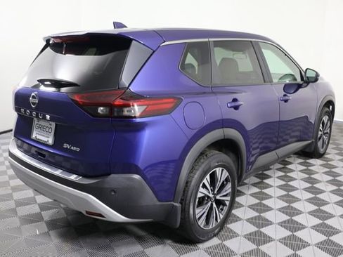 Used 2022 Nissan Rogue SV image 8