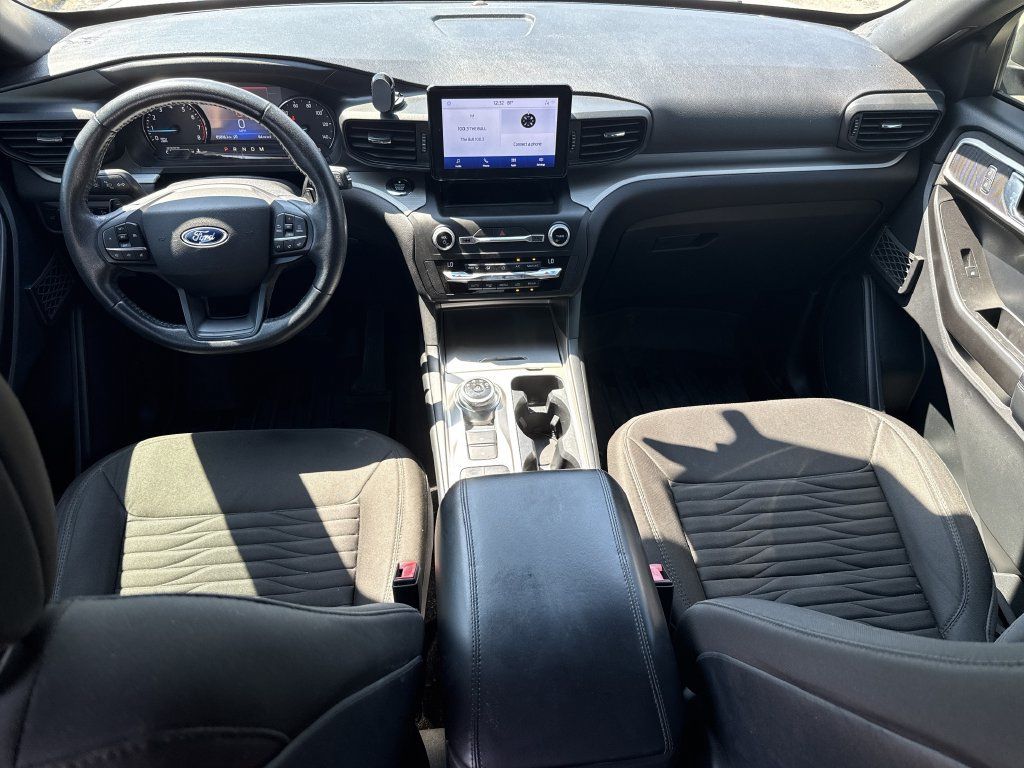 Used 2020 Ford Explorer XLT RWD image 25