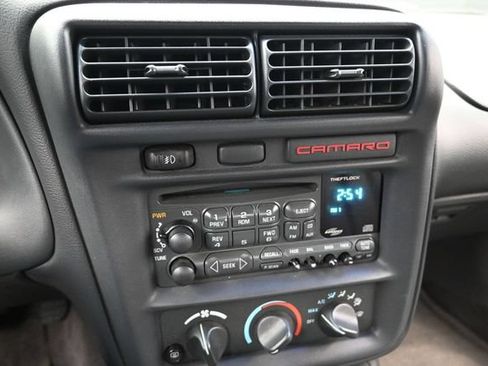 Used 1999 Chevrolet Camaro Z28 RWD image 23