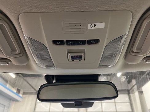 Used 2020 Toyota Corolla LE image 24