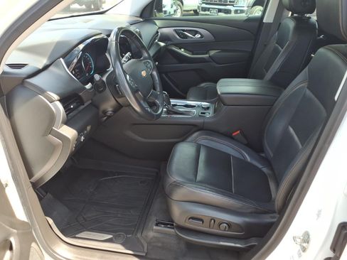 Used 2020 Chevrolet Traverse Premier w/ Redline Edition FWD image 25
