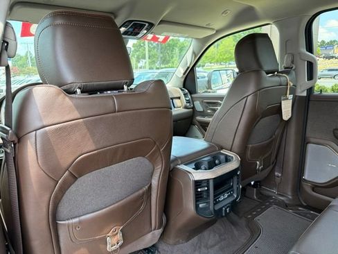 Used 2025 RAM 1500 Limited w/ Off Road Group AWD/4WD image 36