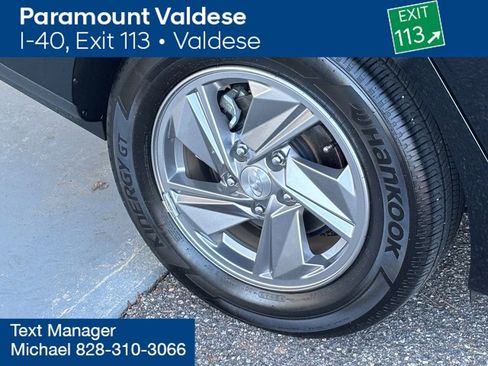 Certified 2024 Hyundai Elantra SE image 27