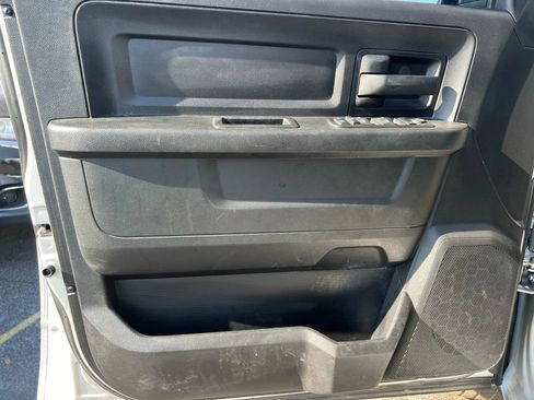 Used 2015 RAM 1500 Express image 8