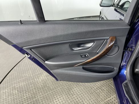 Used 2016 BMW 320i xDrive Sedan image 15
