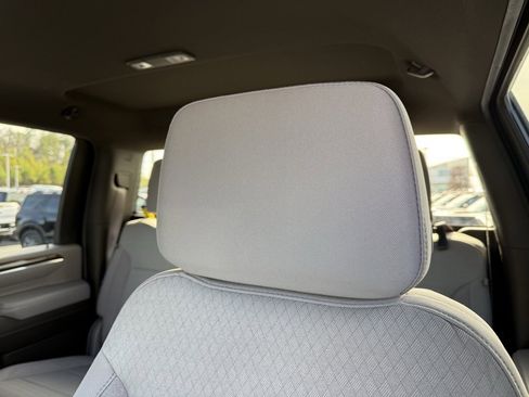 Used 2024 Chevrolet Silverado 2500 LT image 24