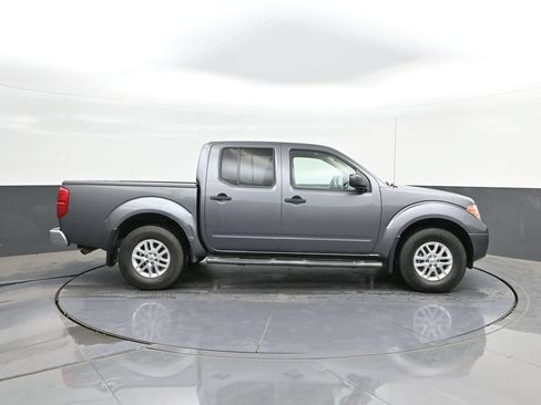 Used 2018 Nissan Frontier SV AWD/4WD image 20