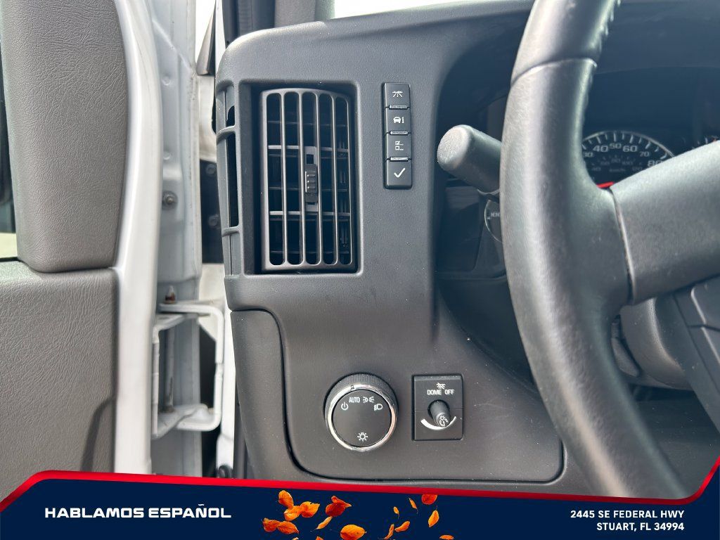 Used 2023 GMC Savana 2500 RWD image 18