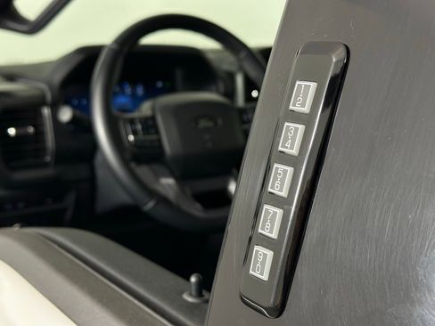 Used 2024 Ford F150 Lariat image 9