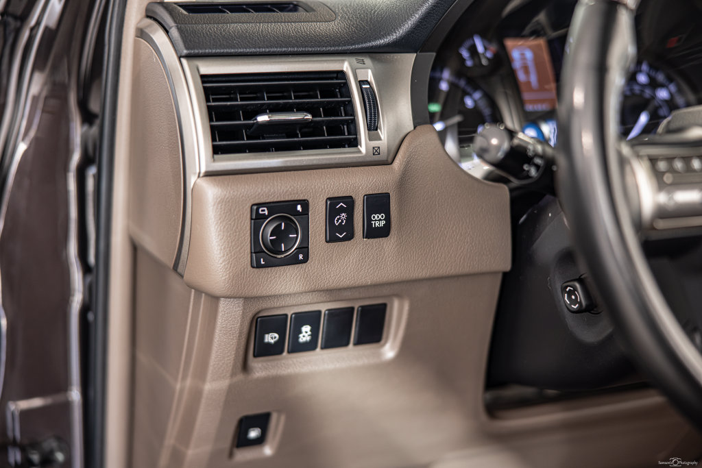 Used 2018 Lexus GX 460 Premium w/ Premium Package AWD/4WD image 20