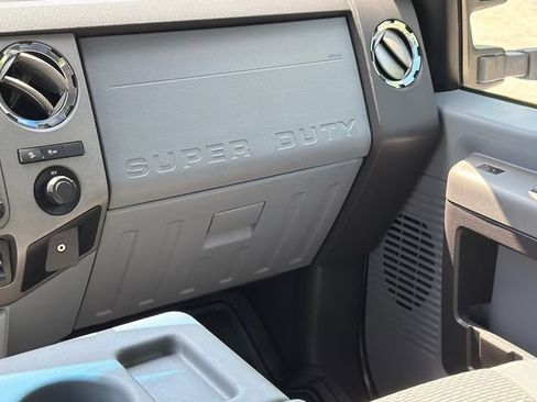 Used 2012 Ford F250 XLT w/ FX4 4X4 Off-Road Pkg image 15
