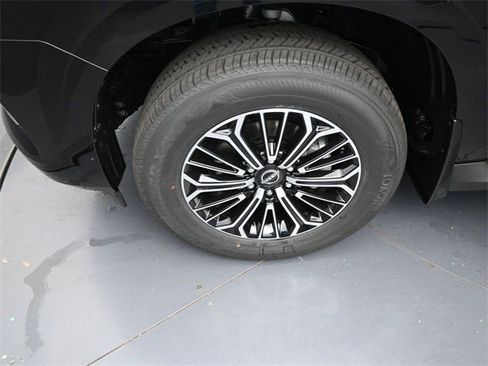 New 2026 Nissan Armada SL w/ Captain's Chari Seat Package image 39