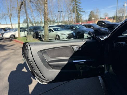 Used 2020 Ford Mustang GT image 19