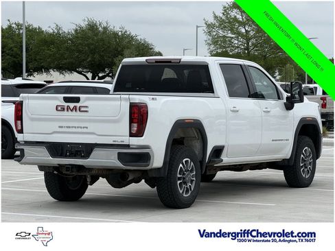 Used 2024 GMC Sierra 2500 SLE w/ SLE Convenience Package AWD/4WD image 4