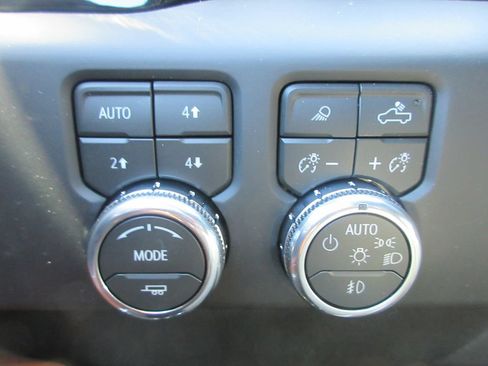 New 2026 GMC Sierra 2500 Denali Ultimate w/ Max Trailering Package AWD/4WD image 18