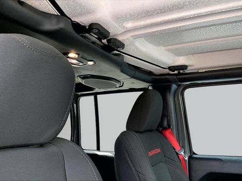 Used 2020 Jeep Wrangler Unlimited Rubicon w/ Quick Order Package 28Y Recon AWD/4WD image 26