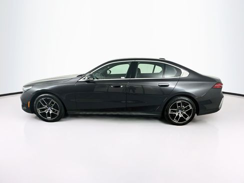 Used 2026 BMW 530i w/ Premium Package RWD image 4