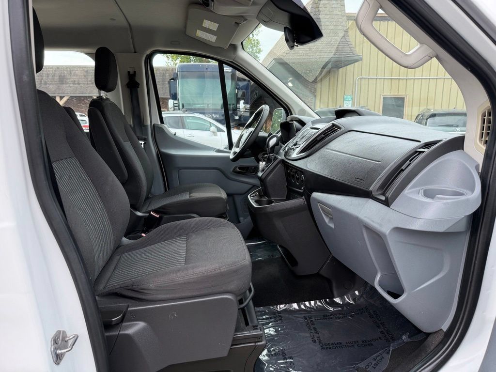 Used 2017 Ford Transit 350 XLT RWD image 12