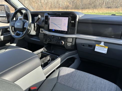 New 2026 Ford F350 XLT w/ XLT Premium Package image 47